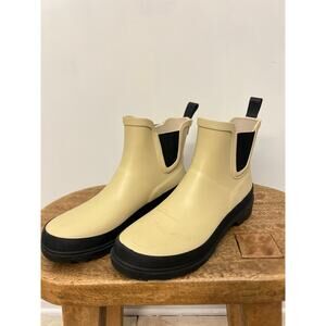 Women's Waterproof Rain Boots - Size 8 Wide - Tan/Black